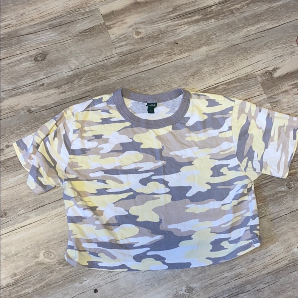 Camo crop